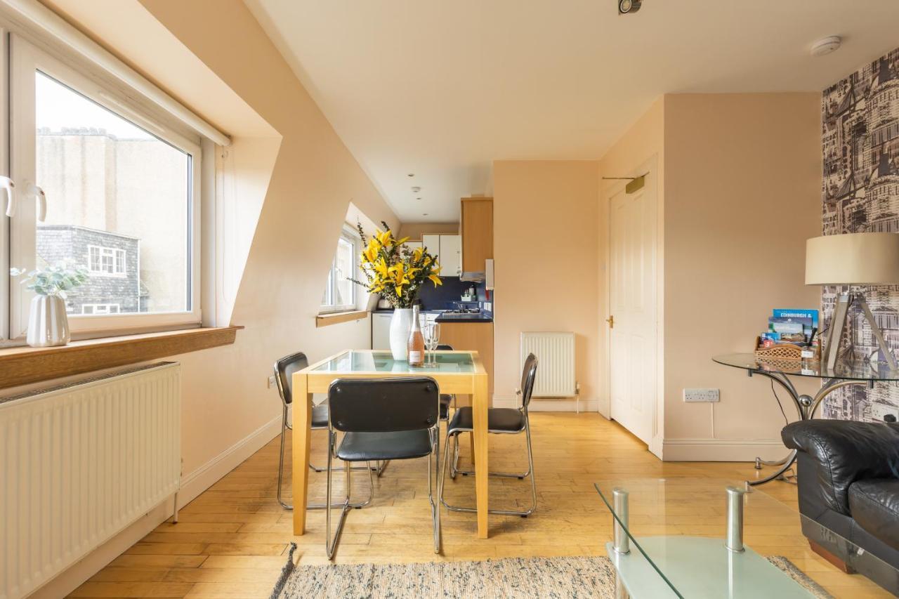 Amazing Castle View Apartment Edimburgo Exterior foto